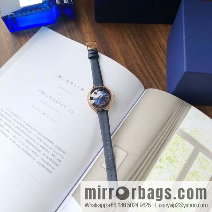 Swarovski Number: 5519447 Collection: Crystalline Aura Watch
