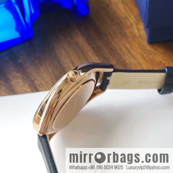 Swarovski Number: 5519447 Collection: Crystalline Aura Watch
