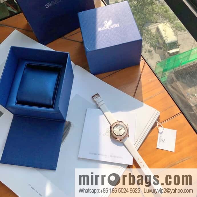 Swarovski Number: 5519447 Collection: Crystalline Aura Watch