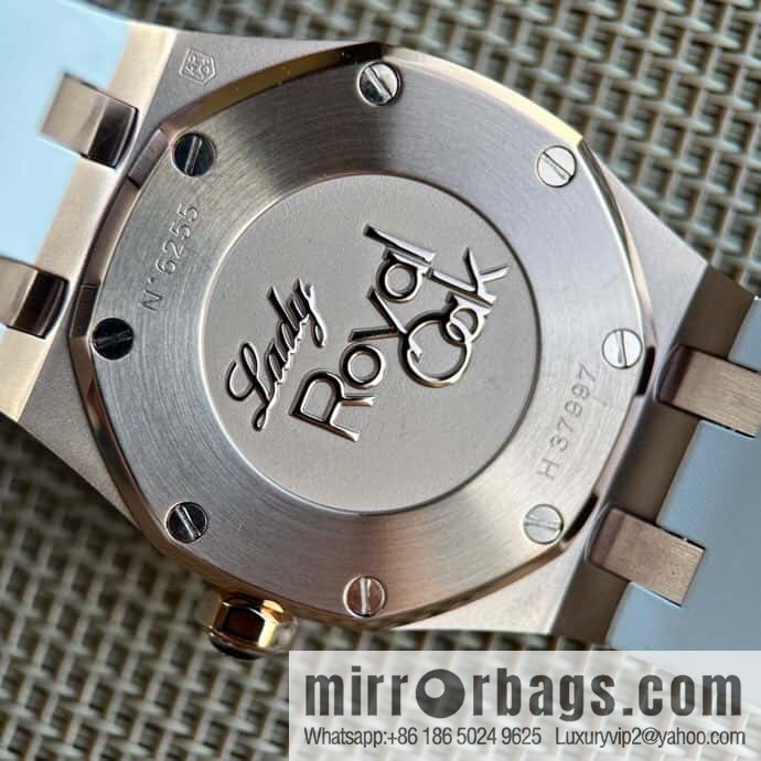Tape RF Factory, Audemars Piguet Royal Oak Series Model 67601 Quartz Watch