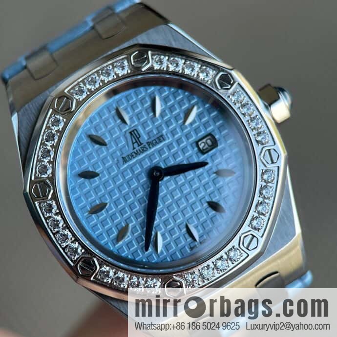 Alligator Leather RF Factory, Audemars Piguet Royal Oak Series Model 67601 Quartz Watch