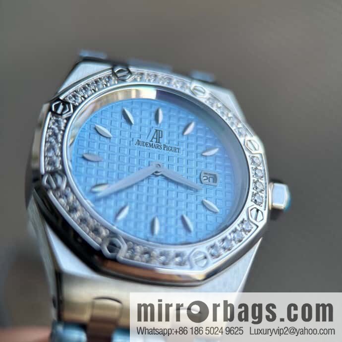 Alligator Leather RF Factory, Audemars Piguet Royal Oak Series Model 67601 Quartz Watch