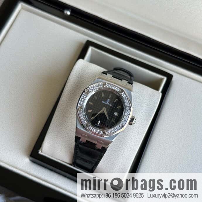 Alligator Leather RF Factory, Audemars Piguet Royal Oak Series Model 67601 Quartz Watch