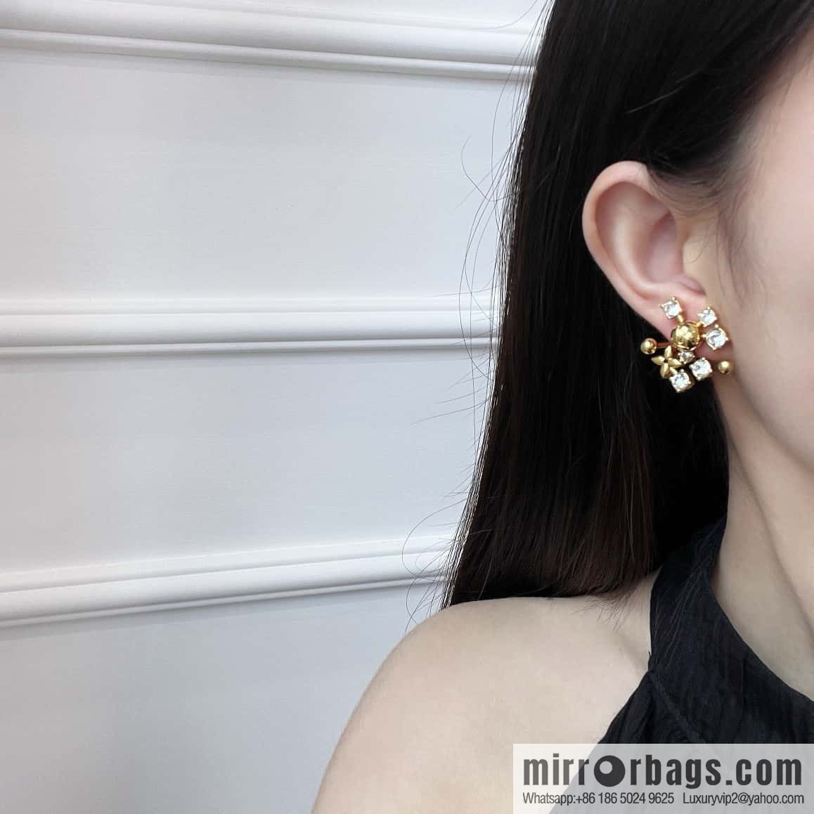 ❗️New ❗️ ❤️ ☀ Louis Vuitton LV CONSTELLATION stud earrings ☀