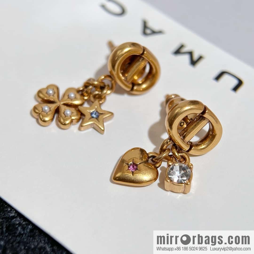 New ☑️ Dior CD four-leaf clover peach heart love stud earrings