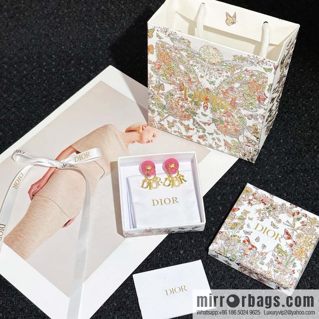 New ☑️ Dior tassel size pearl stud earrings