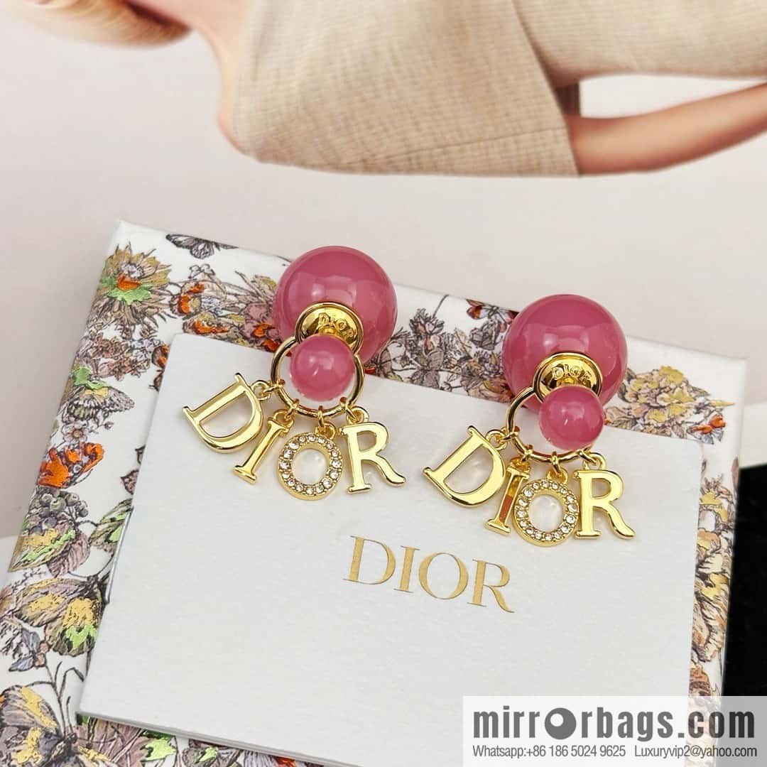 New ☑️ Dior tassel size pearl stud earrings