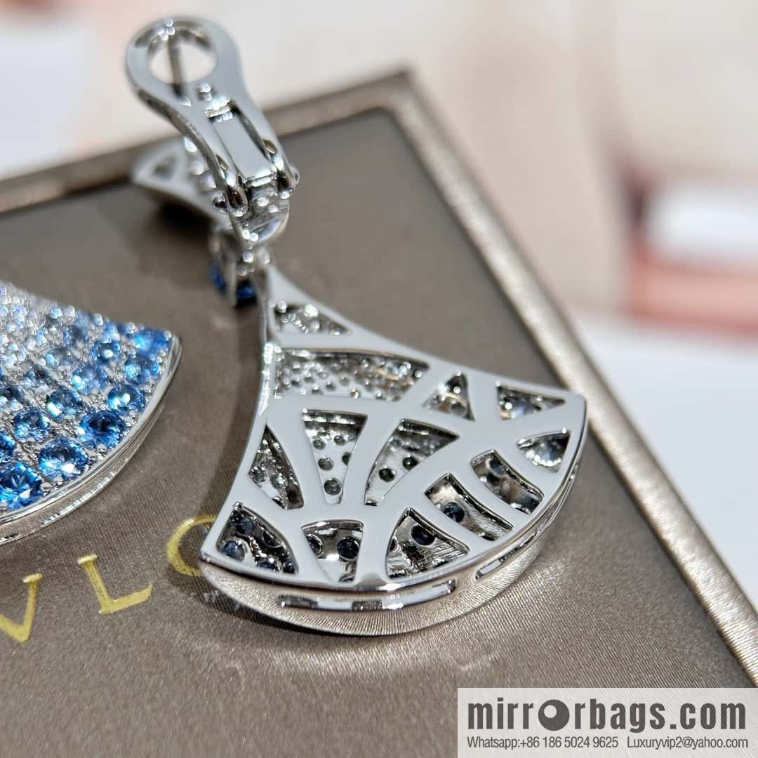 ❗️New ❗️ ☀ BVLGARI DIVAS'DREAM gradual change powder gradual change blue diamond fan earrings earrings ☀️