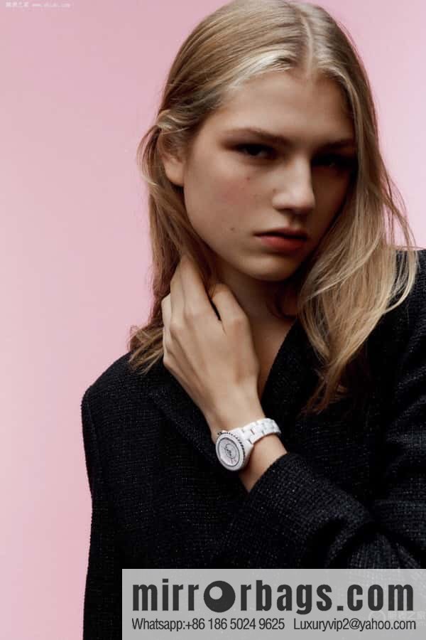 Chanel J12 series color neon Swiss original imported counter ETA movement 33mm watch diameter women's watch