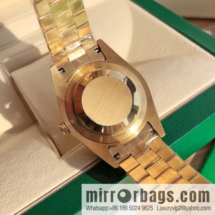 Rolex log type, the whole body is wrapped in 18k gold, the watch diameter is 41mm, and the original Swiss eta-2836 movement watch is loaded.