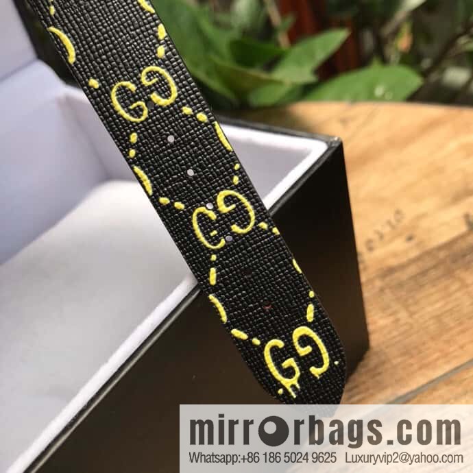 The latest Gucci GUCCI model is shipped. With a three-dimensional Gucci logo and a black PVD pin clasp, the Rhonda quartz movement watch features a brushed and polished black PVD case.