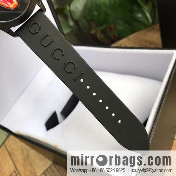 Gucci GUCCI's latest 38mm brushed polished black PVD case with three-dimensional Gucci logo and black PVD pin clasp, Rhonda quartz movement watch