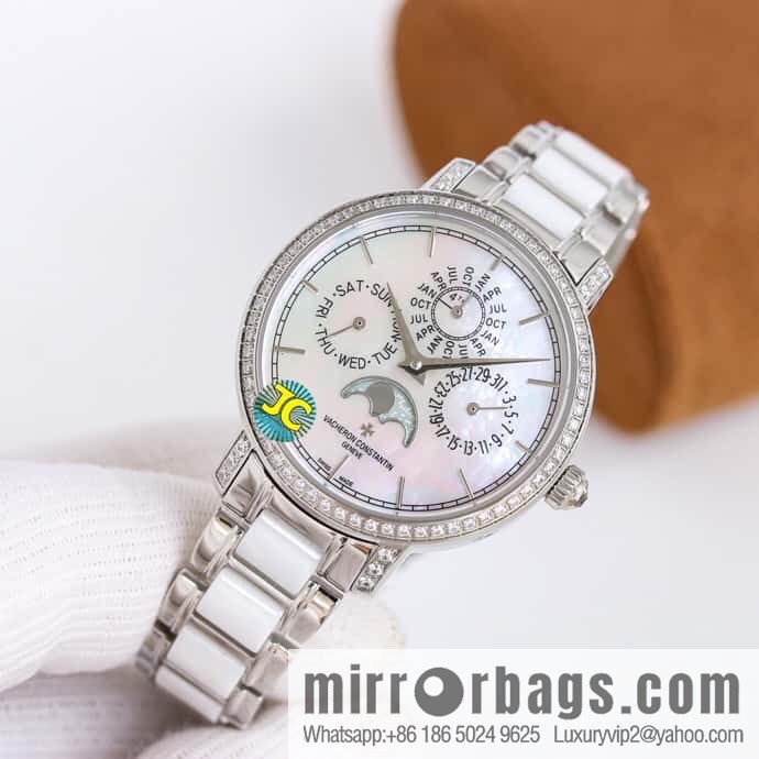 Vacheron Constantin Traditionnelle series perpetual calendar 36.5 mm diameter watch model: 4305T/000R-B947
