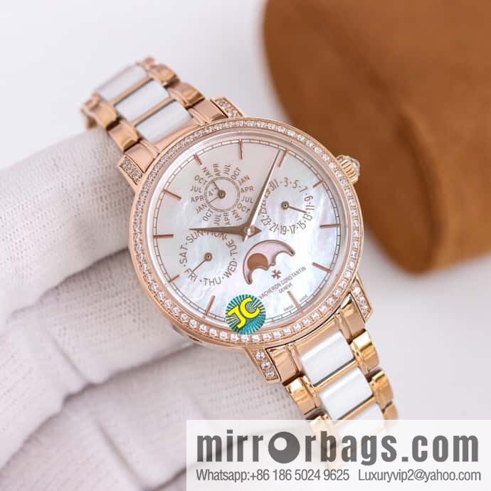 Vacheron Constantin Traditionnelle series perpetual calendar 36.5 mm diameter watch model: 4305T/000R-B947