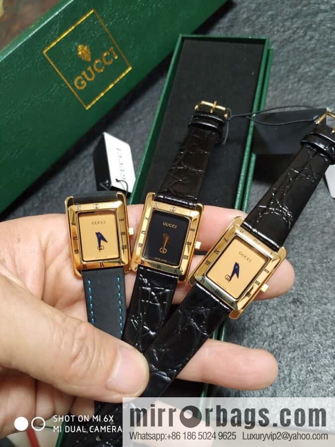 Gucci GUCCI 4200L Medieval Super Fashion Ladies Watch