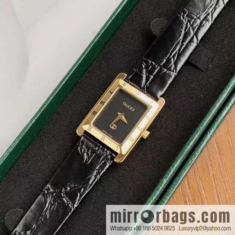 Gucci GUCCI 4200L Medieval Super Fashion Ladies Watch