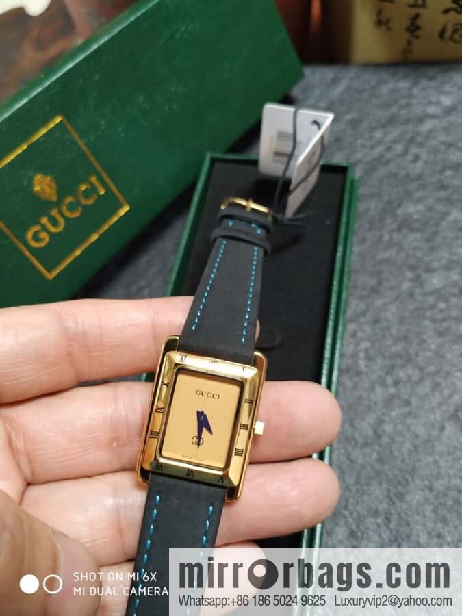 Gucci GUCCI 4200L Medieval Super Fashion Ladies Watch