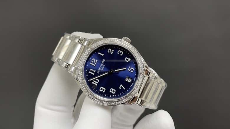 Patek Philippe TWENTY~ 4 Series 7300 Watch 324SC Self-winding Movement