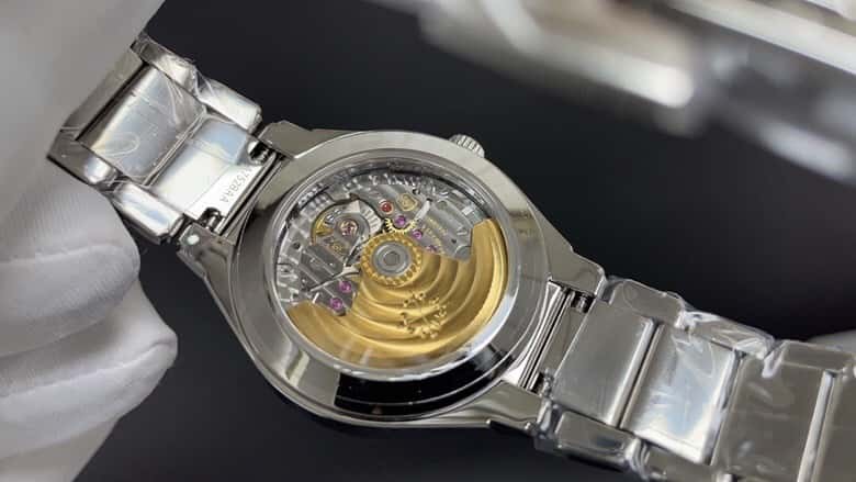 Patek Philippe TWENTY~ 4 Series 7300 Watch 324SC Self-winding Movement
