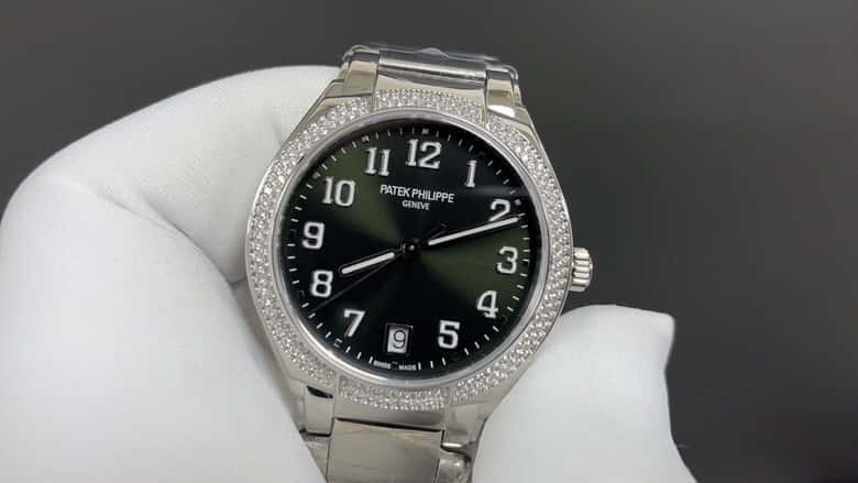 Patek Philippe TWENTY~ 4 Series 7300 Watch 324SC Self-winding Movement