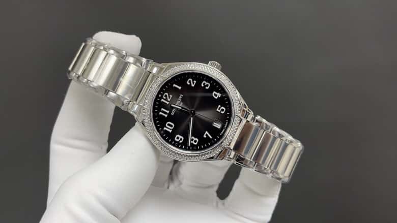 Patek Philippe TWENTY~ 4 Series 7300 Watch 324SC Self-winding Movement