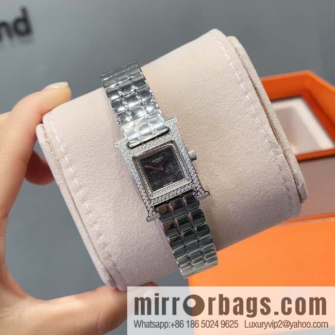 Xiaohongshu Internet celebrity, Hermès heure H steel watch