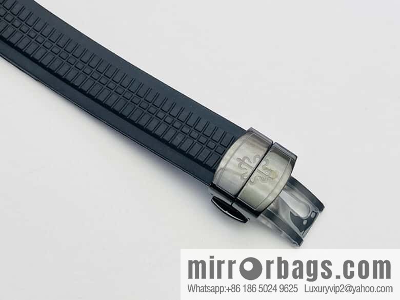 Patek. Philippe PP Grenade Series Aquanaut Series Watch Model: 5968A-001