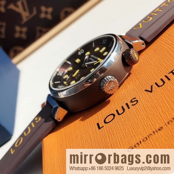 QA173A TAMBOUR STREET DIVER stainless steel automatic watch, 44mm