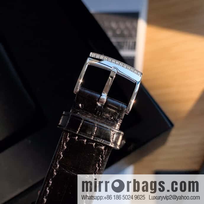 Piaget quartz women's original Swiss movement model GOA39191