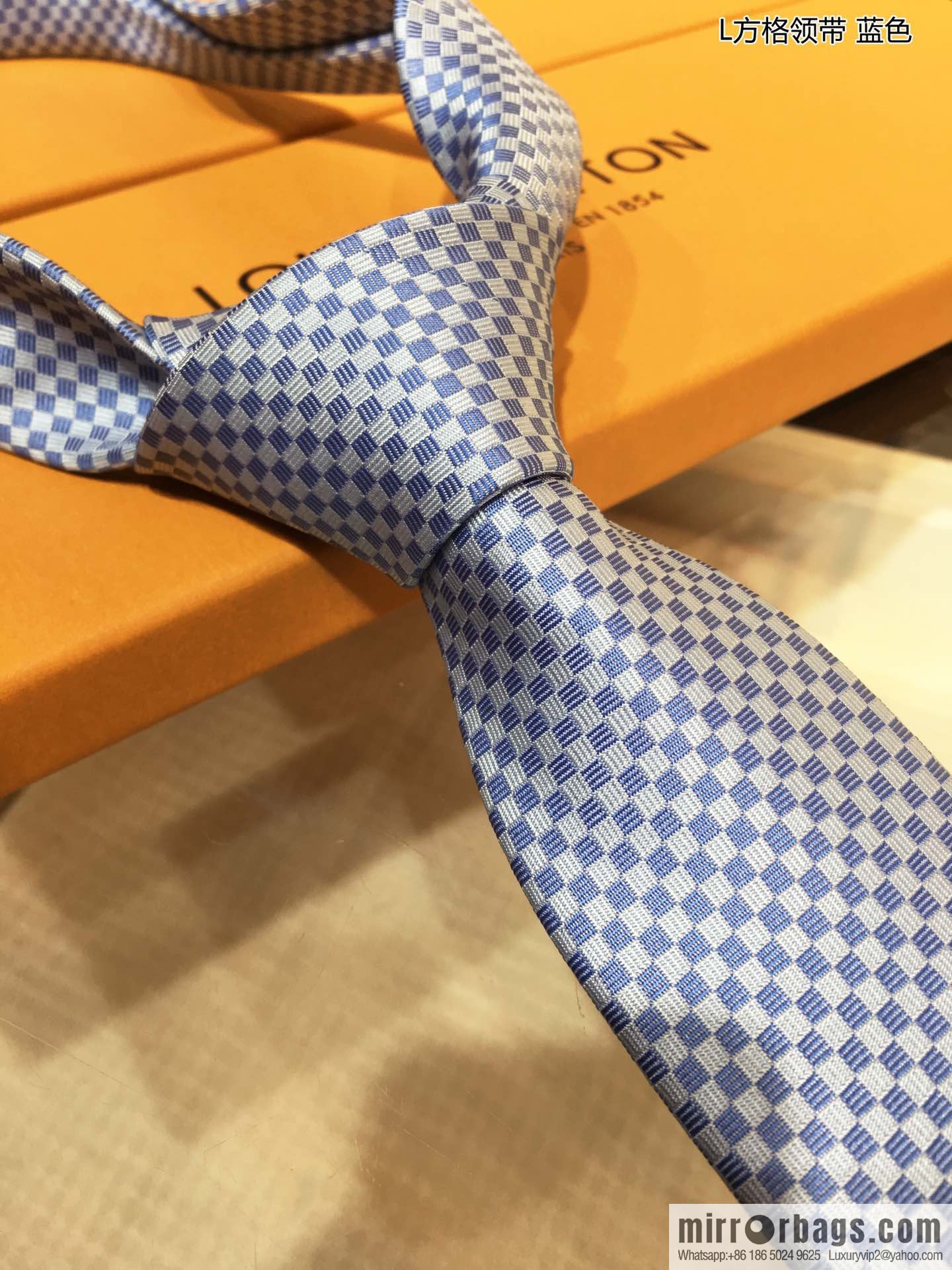 LV Louis Vuitton 100% Top Jacquard Silk L Checked Tie