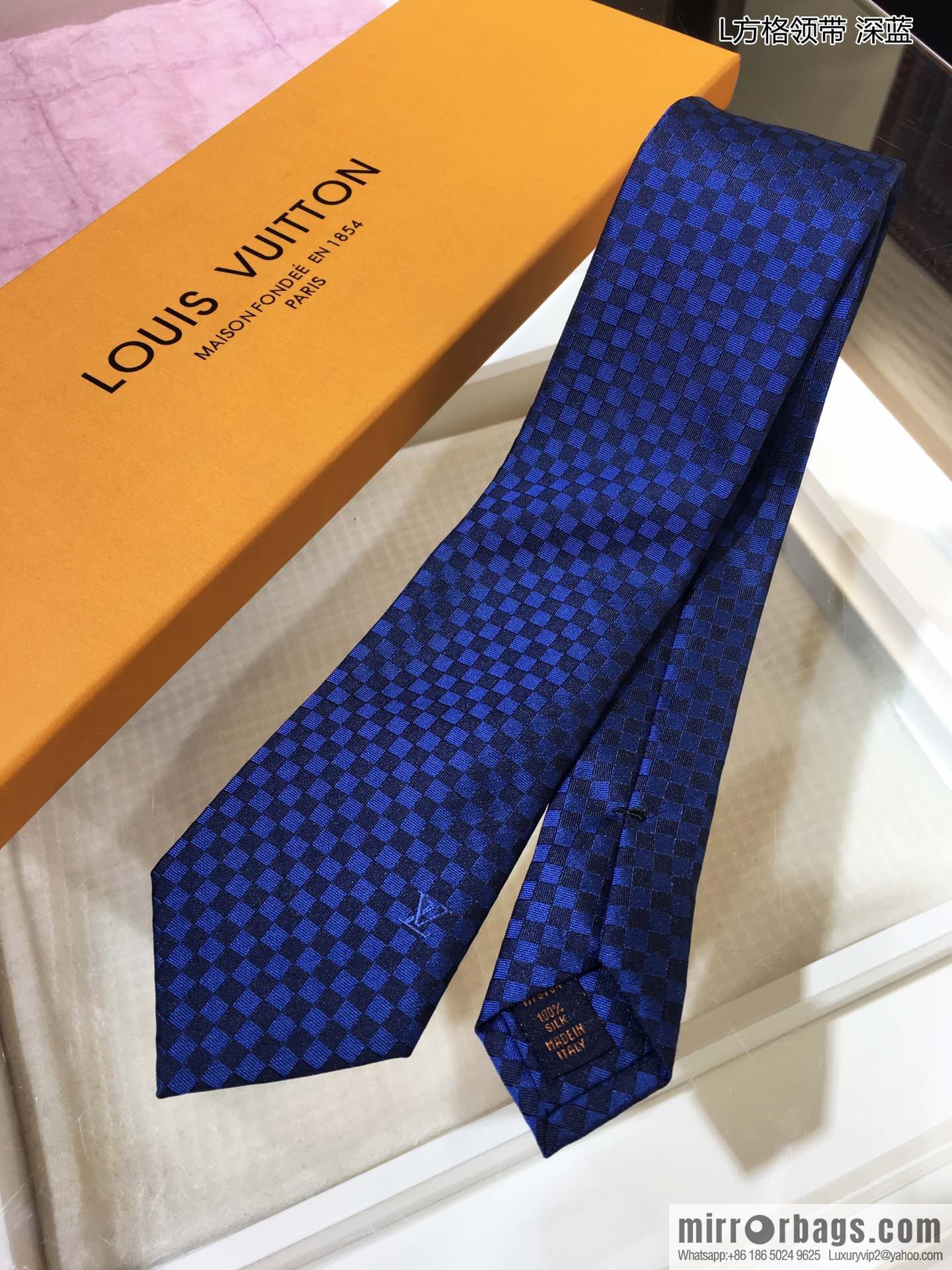 LV Louis Vuitton 100% Top Jacquard Silk L Checked Tie