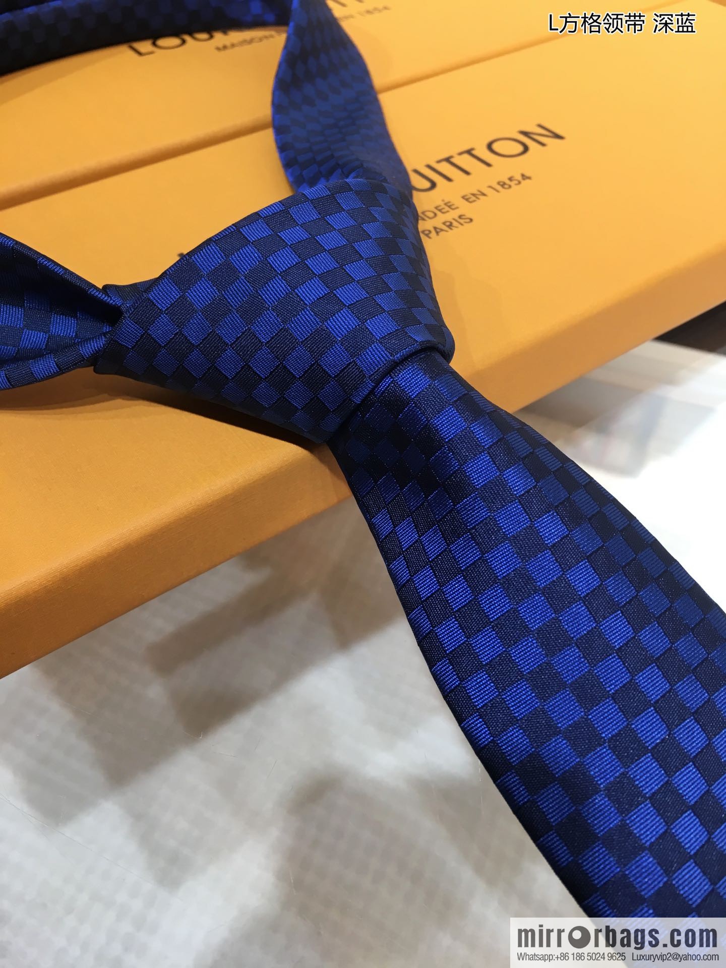 LV Louis Vuitton 100% Top Jacquard Silk L Checked Tie