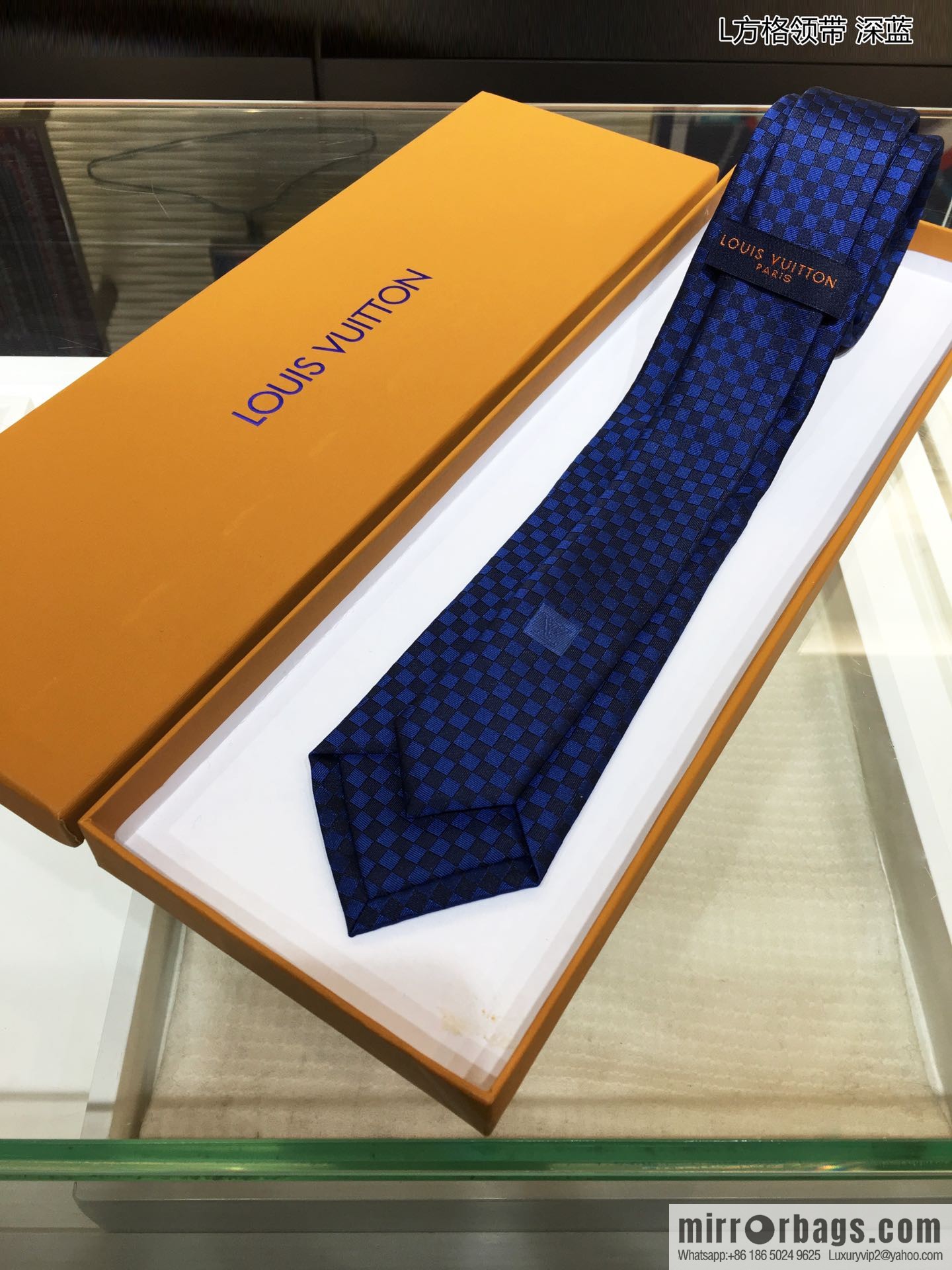 LV Louis Vuitton 100% Top Jacquard Silk L Checked Tie