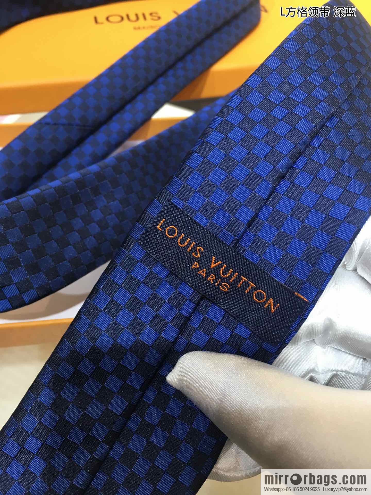 LV Louis Vuitton 100% Top Jacquard Silk L Checked Tie