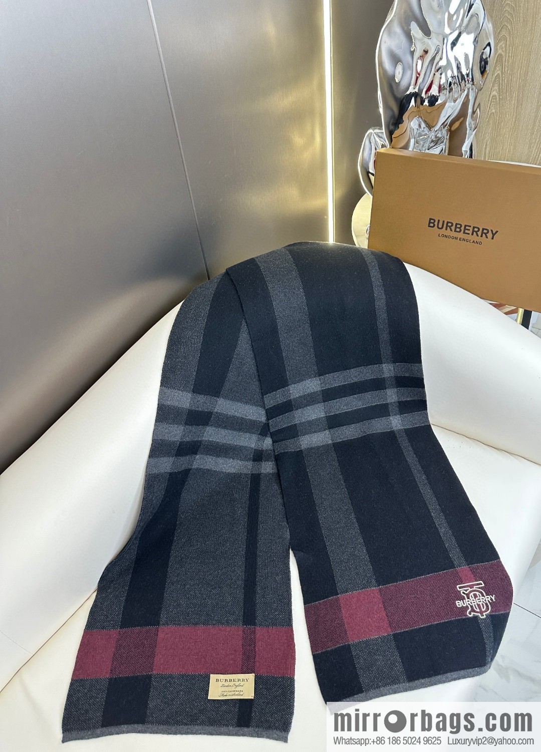 Burberry Burberry TB Cashmere Checked Men's Scarf