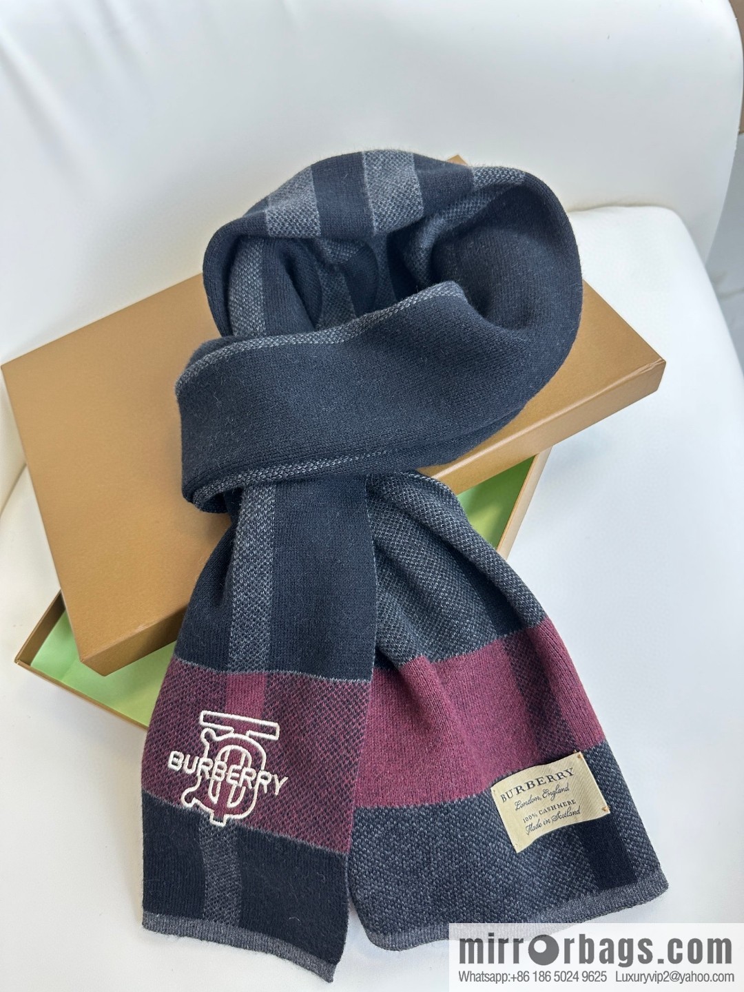Burberry Burberry TB Cashmere Checked Men's Scarf