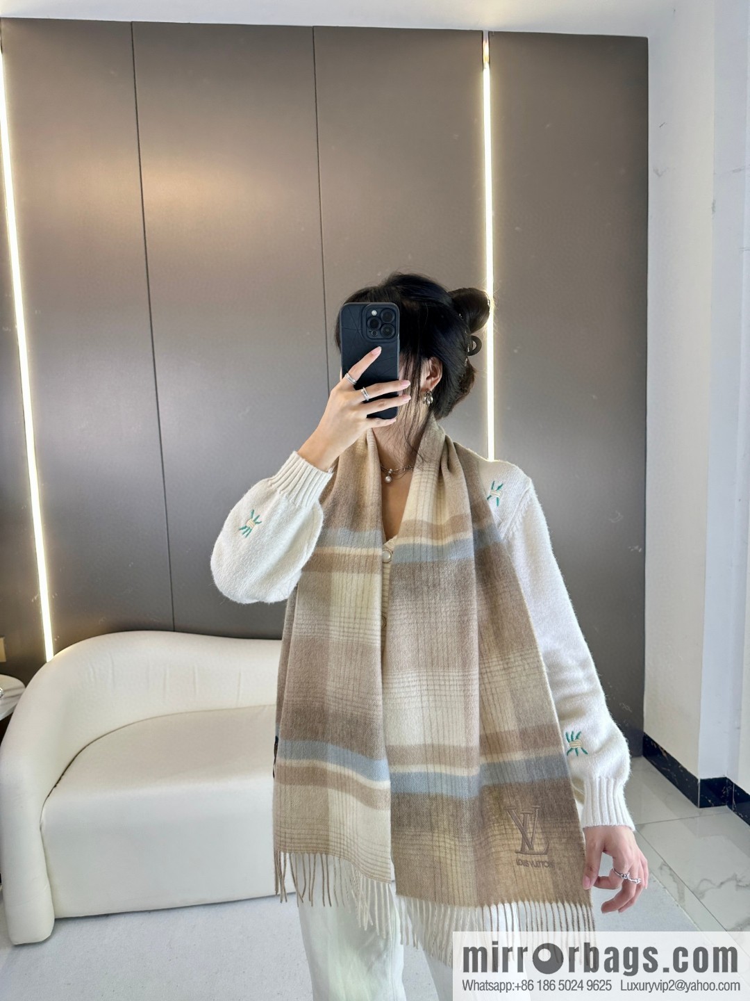 LV Louis Vuitton 2023 Overseas Counter Latest Unisex Scarf
