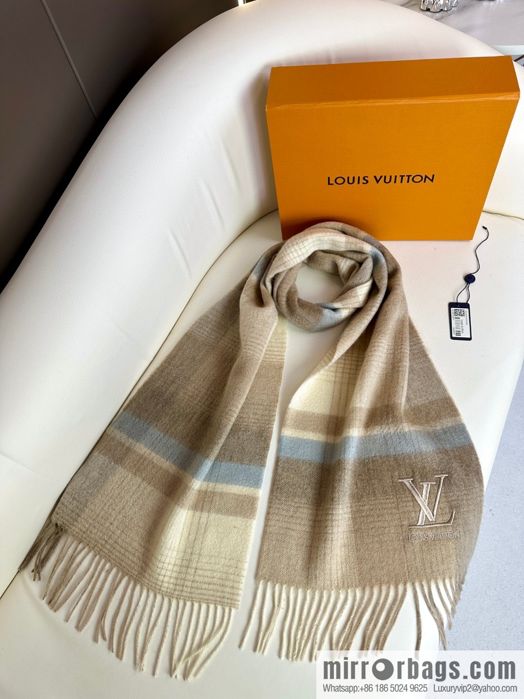 LV Louis Vuitton 2023 Overseas Counter Latest Unisex Scarf