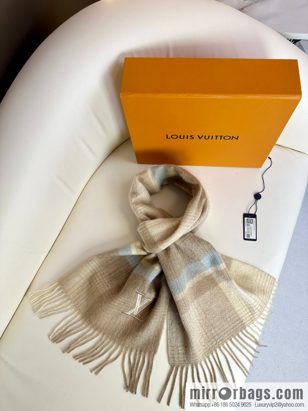 LV Louis Vuitton 2023 Overseas Counter Latest Unisex Scarf