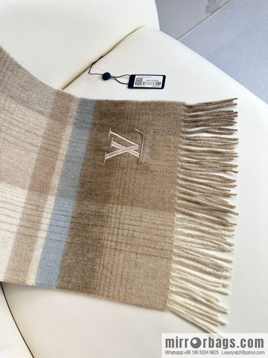 LV Louis Vuitton 2023 Overseas Counter Latest Unisex Scarf