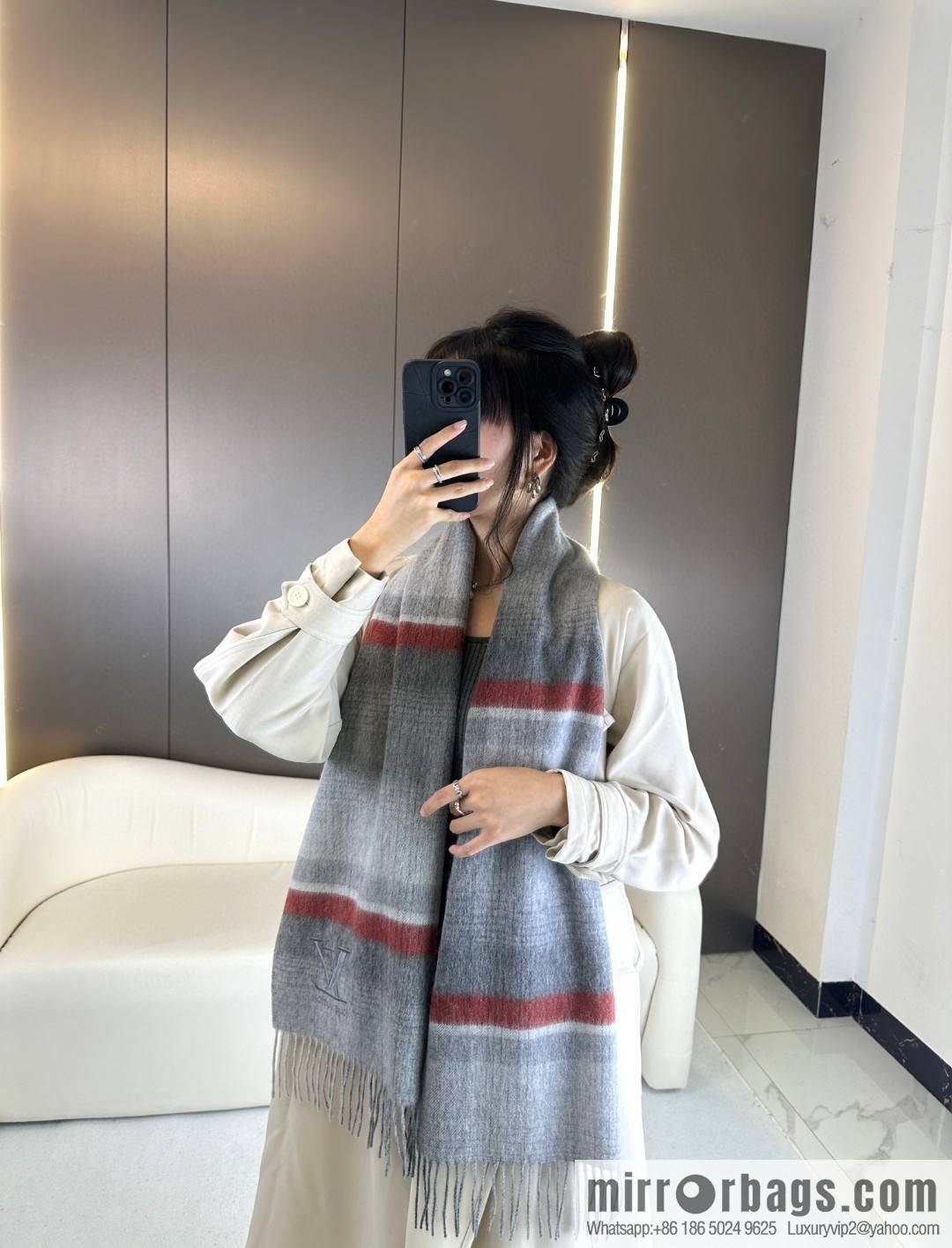 LV Louis Vuitton 2023 Overseas Counter Latest Unisex Scarf
