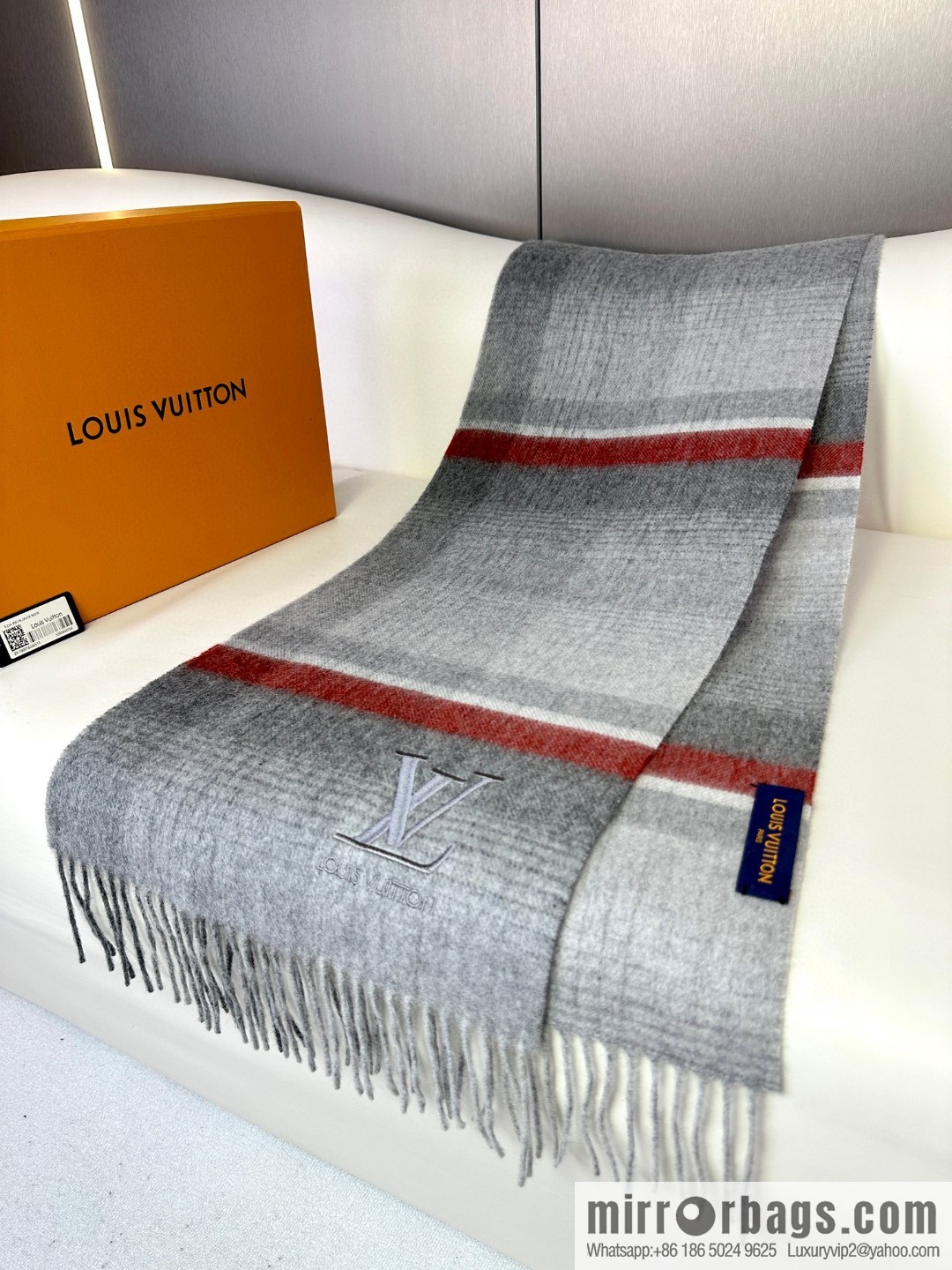 LV Louis Vuitton 2023 Overseas Counter Latest Unisex Scarf