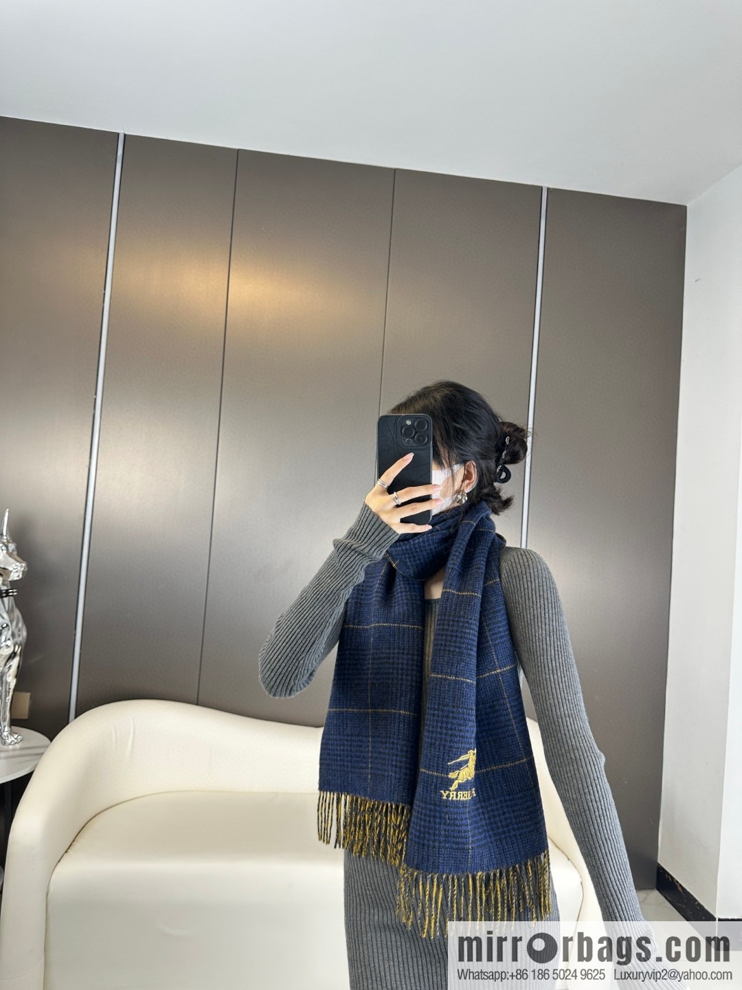 Burberry 23 autumn and winter new products, classic embroidered double-sided yarn-dyed checked scarf