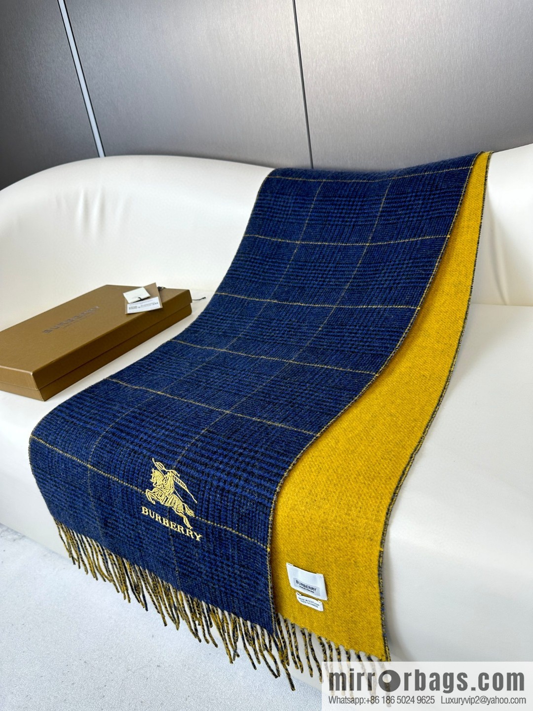 Burberry 23 autumn and winter new products, classic embroidered double-sided yarn-dyed checked scarf