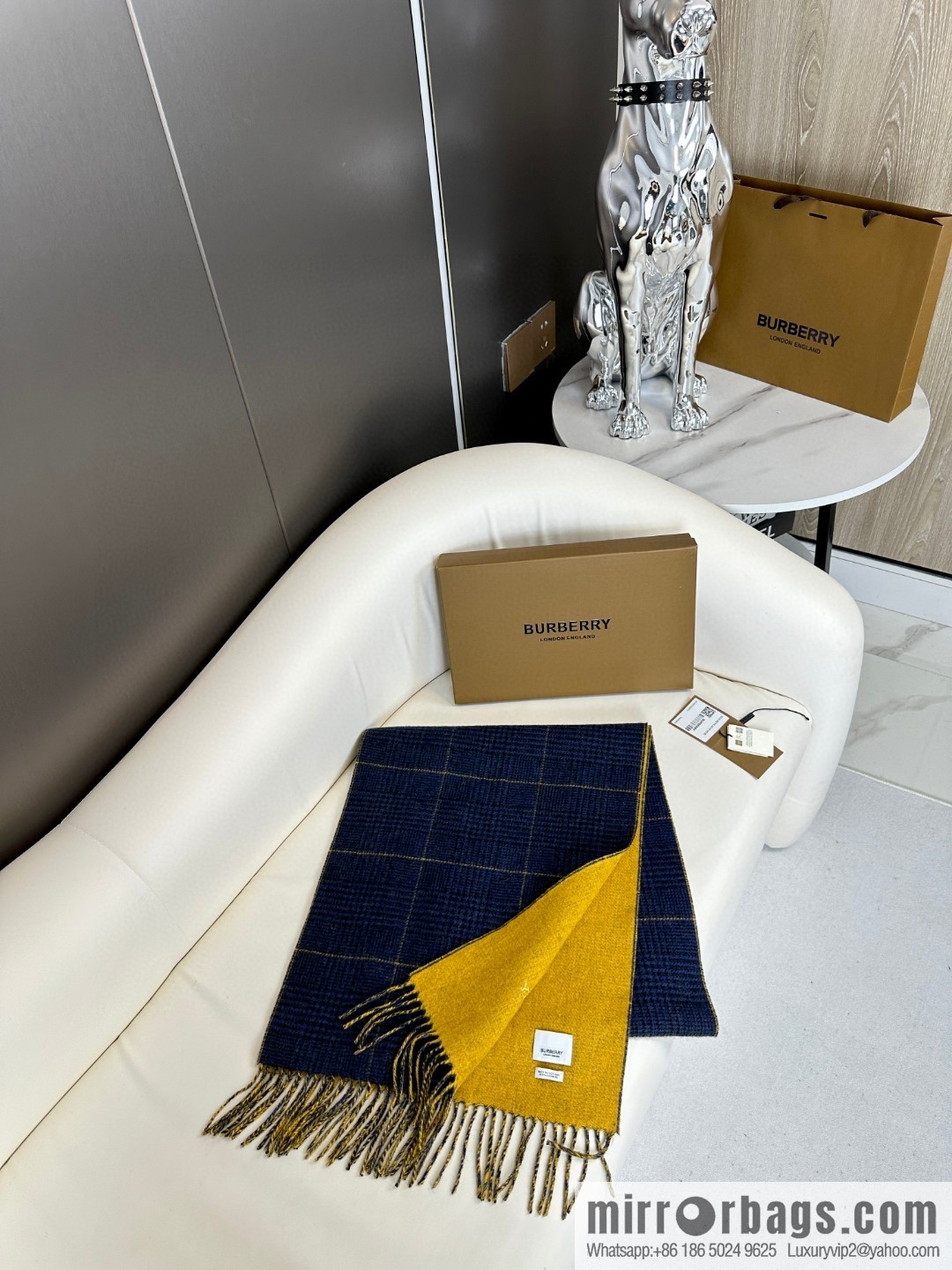 Burberry 23 autumn and winter new products, classic embroidered double-sided yarn-dyed checked scarf