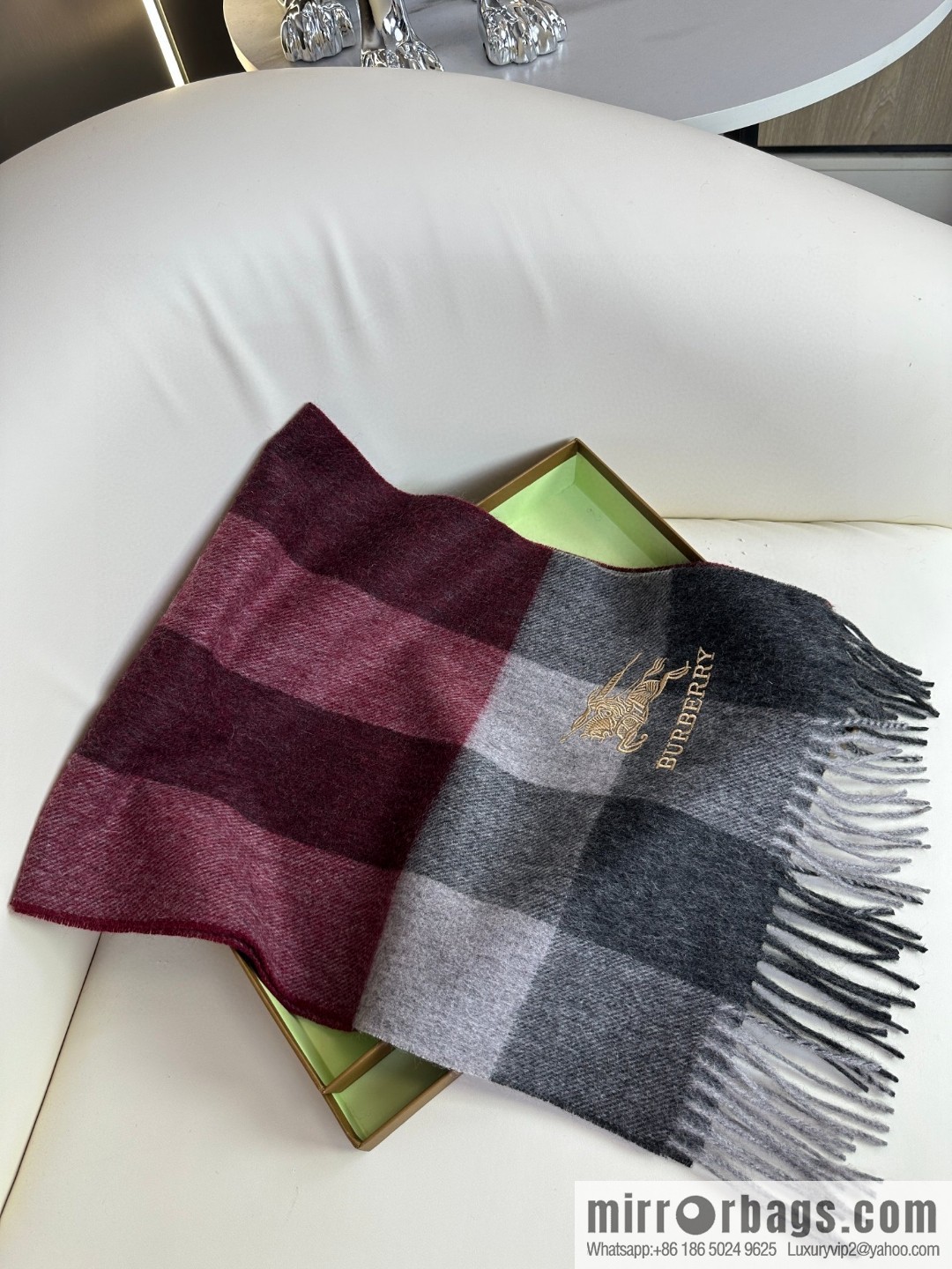 Burberry Burberry 2023 new model, classic plaid war horse, unisex couple scarf