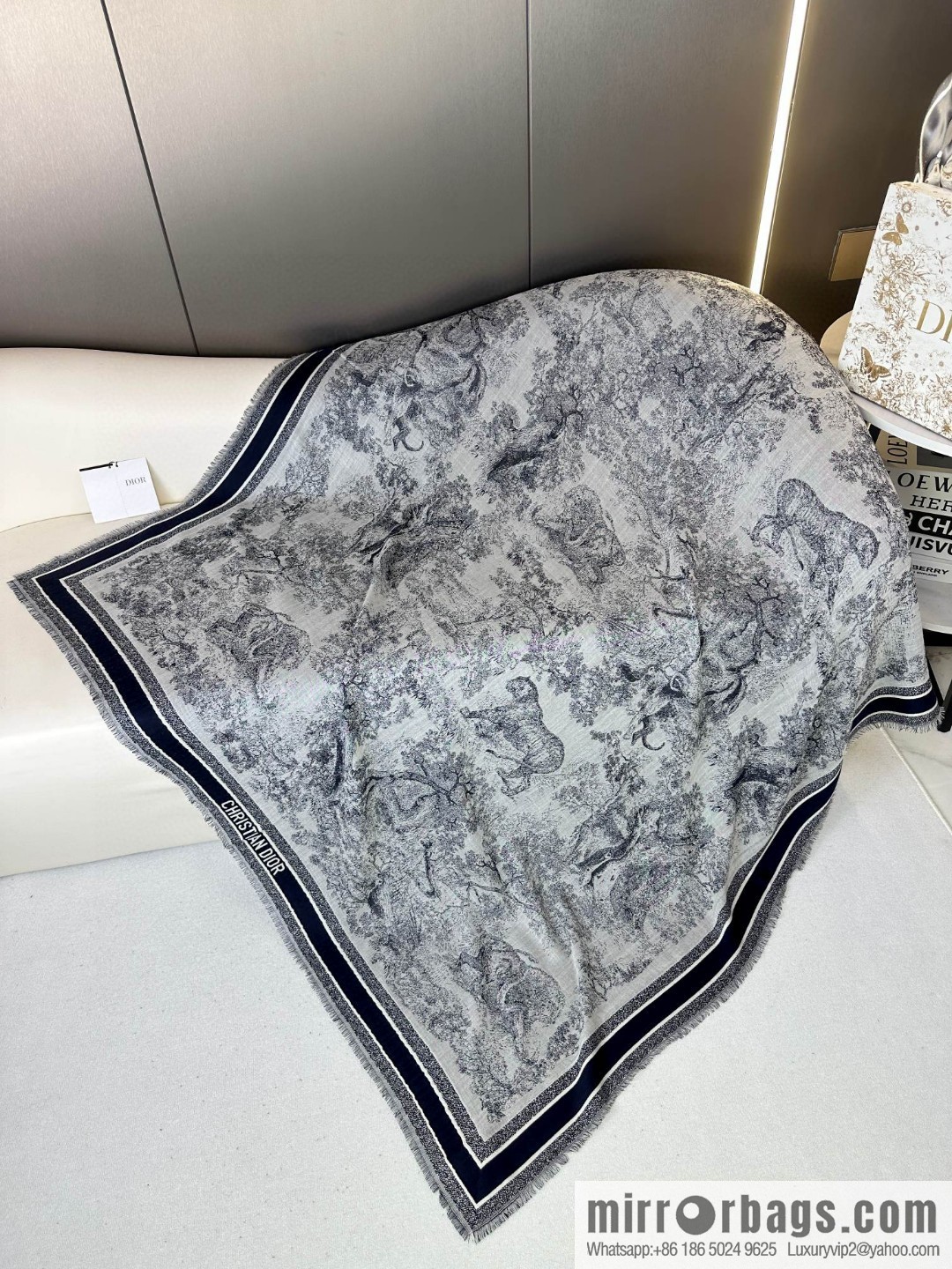DIOR Rui print scarf