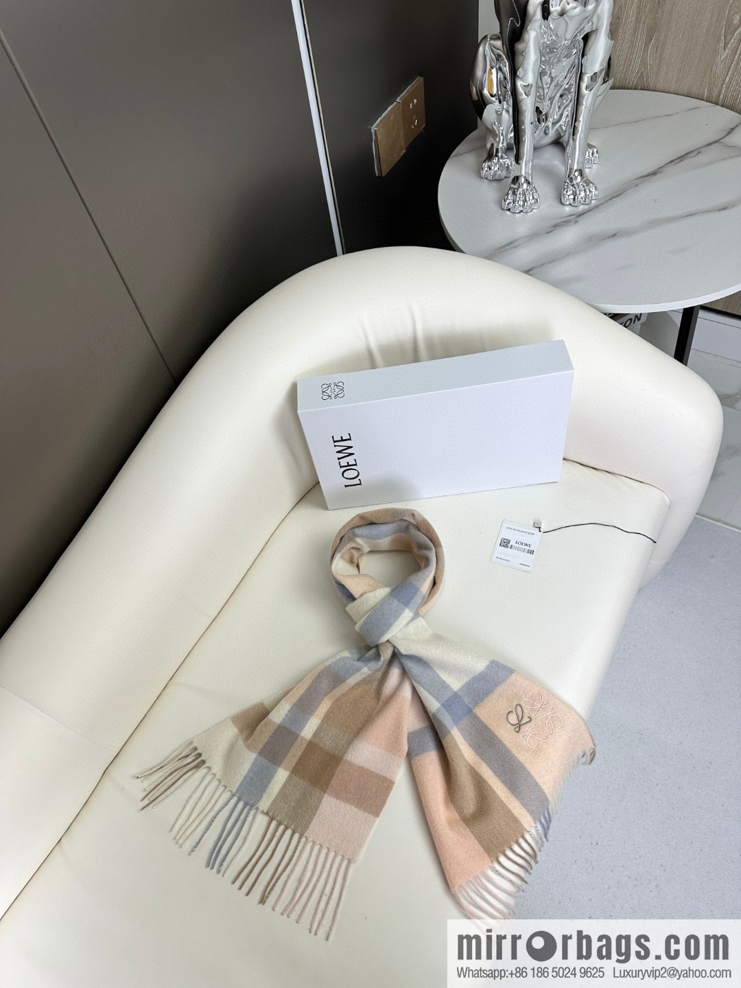 LOEWE small logo two-color embroidered cashmere scarf