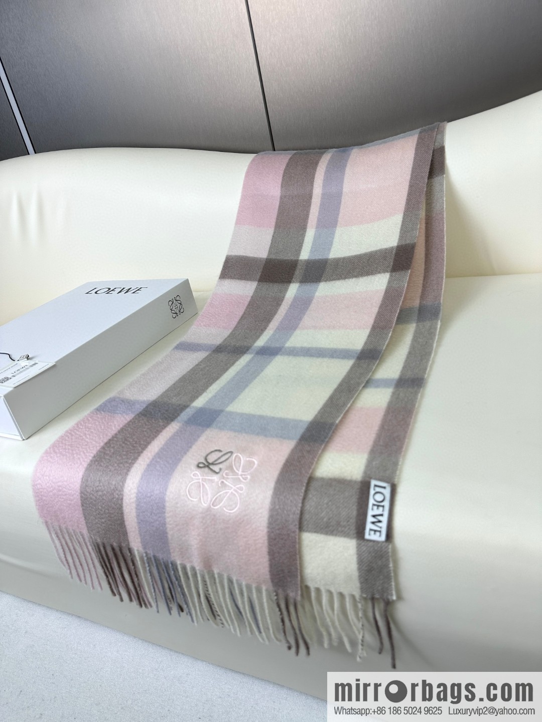 LOEWE small logo two-color embroidered cashmere scarf