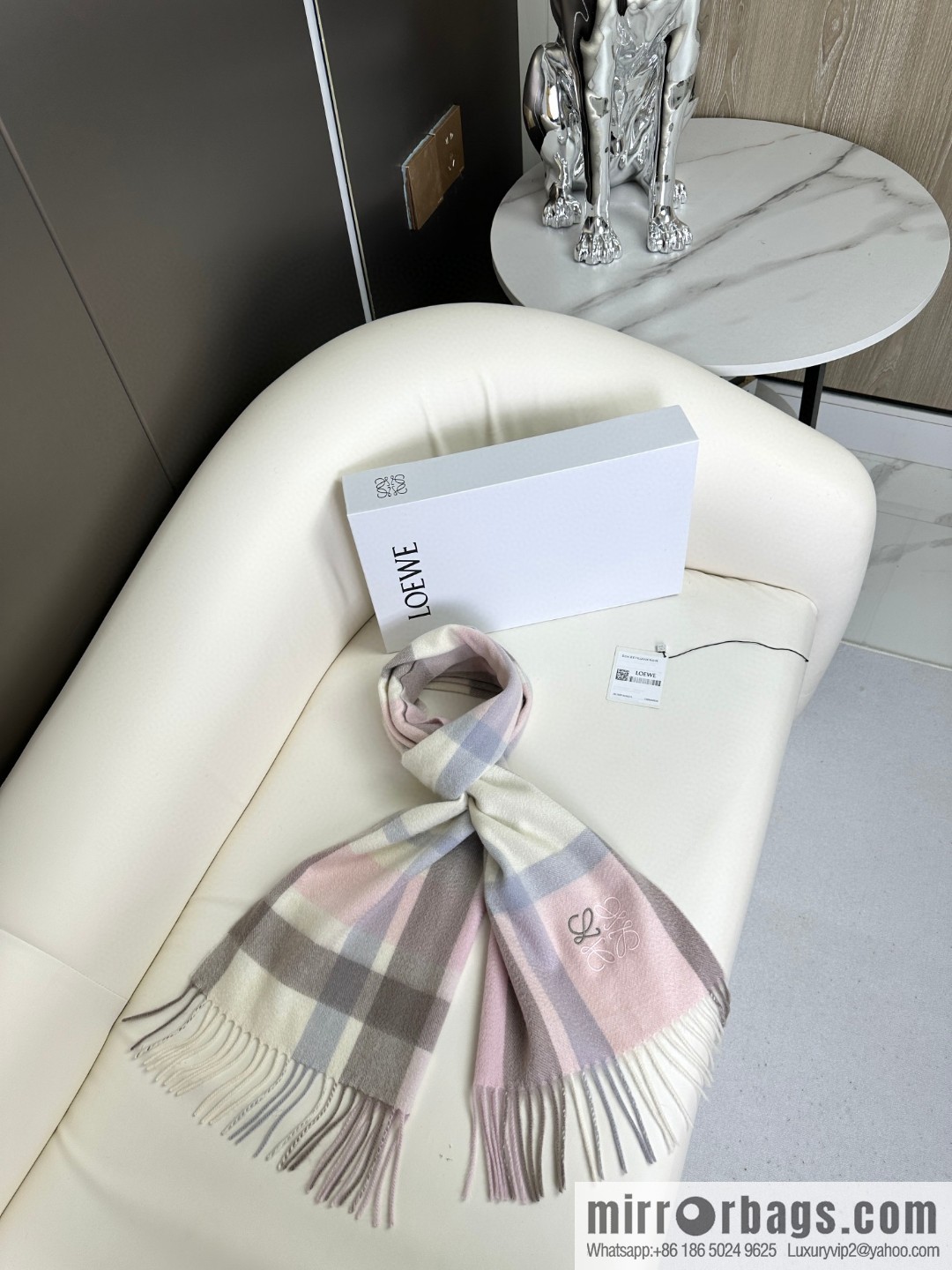 LOEWE small logo two-color embroidered cashmere scarf